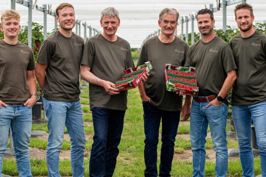Berrybrothers group picture